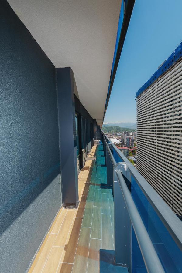 Panorama Aparthotel Orbi City Batumi Exterior photo