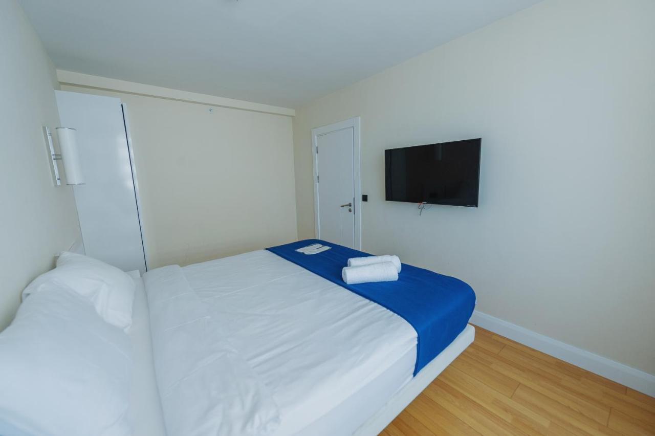 Panorama Aparthotel Orbi City Batumi Exterior photo